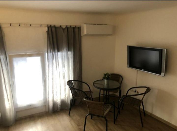 Apartman Vorosmarty Leilighet Budapest Eksteriør bilde