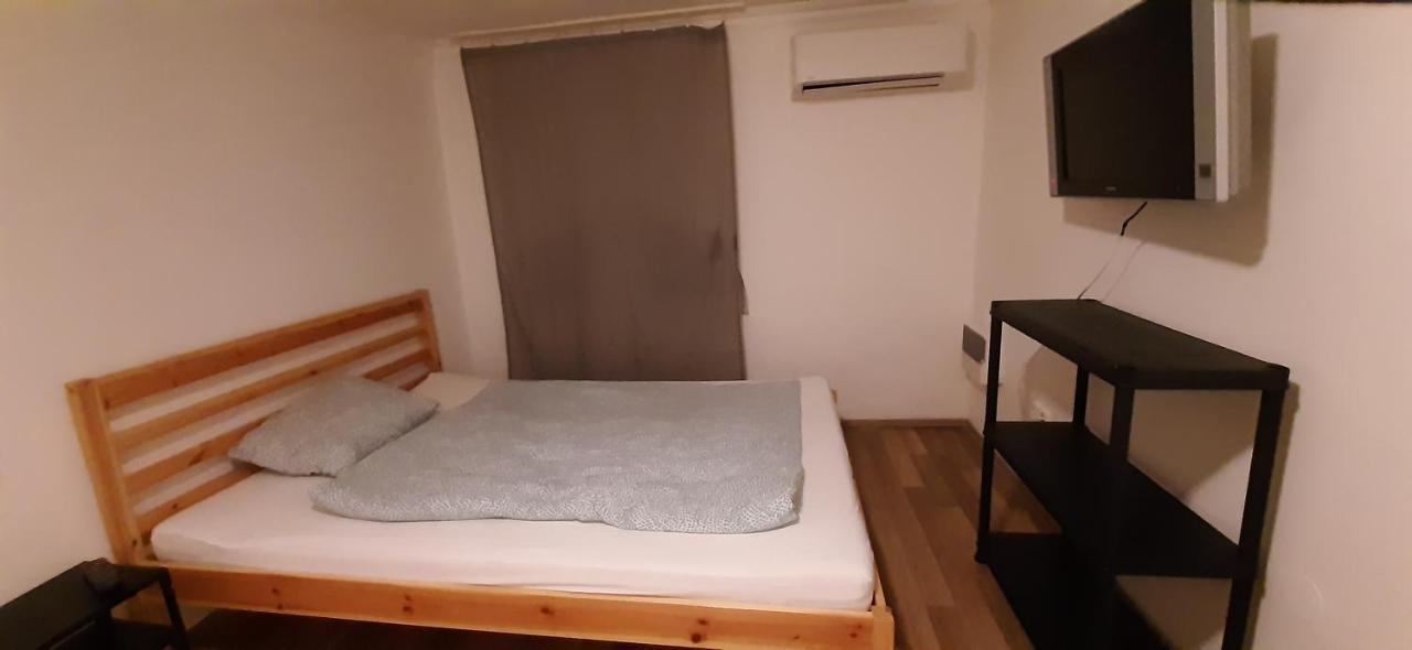 Apartman Vorosmarty Leilighet Budapest Eksteriør bilde
